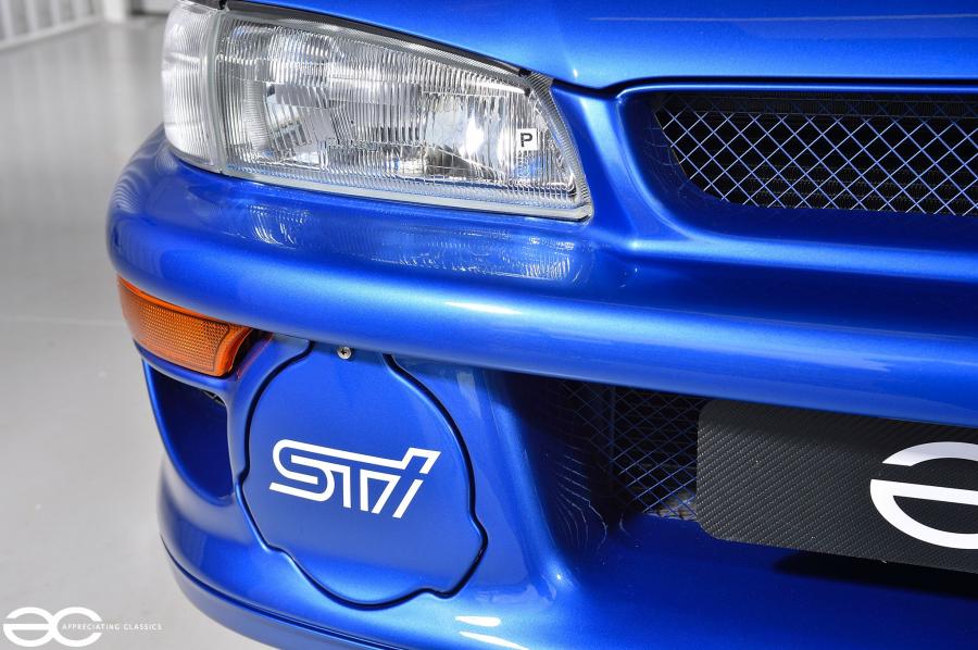 Детали экстерьера Subaru Impreza 22B STi (GC8E2SD, 309 of 400) 1998 года  (фото 9 из 20)